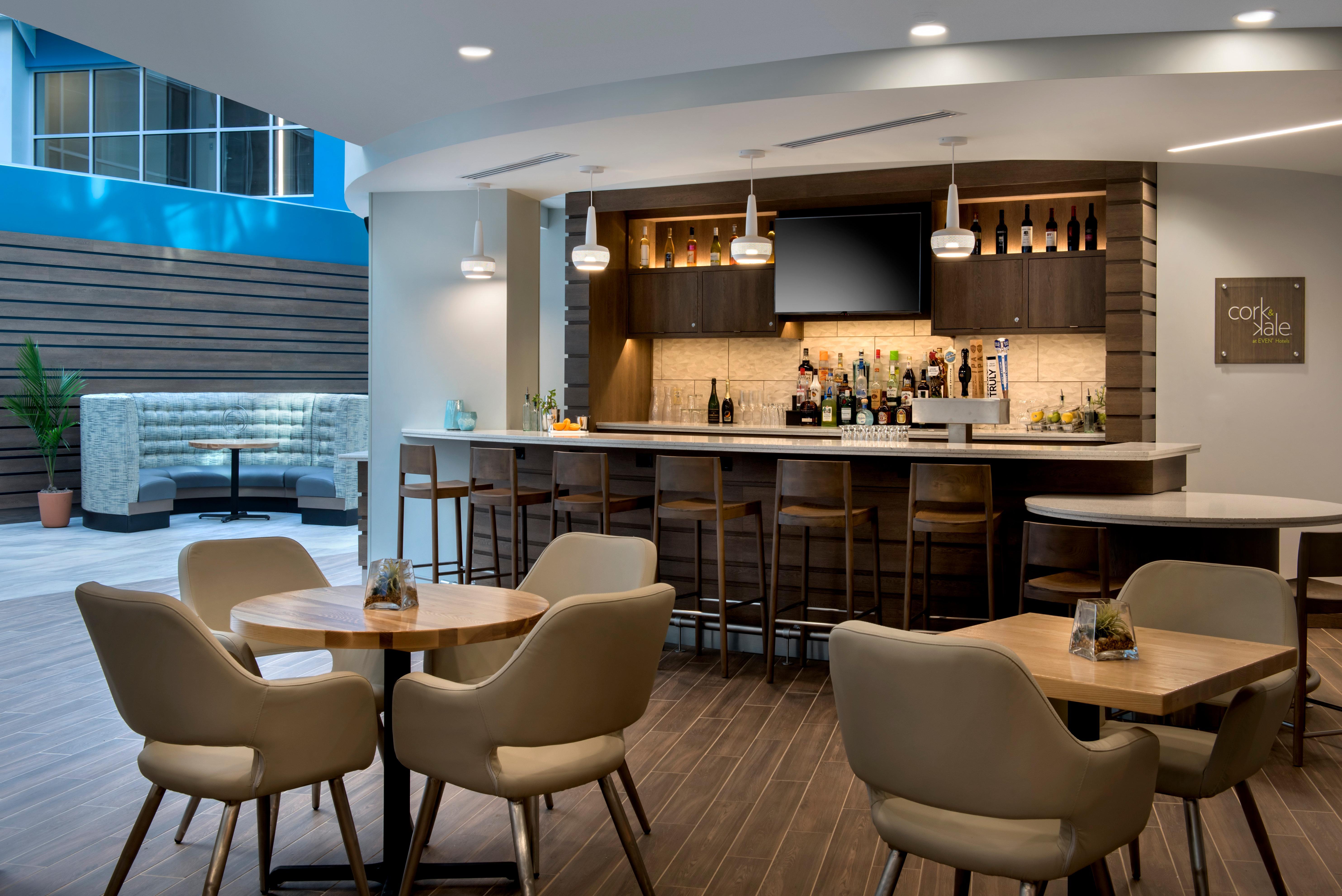 Even Hotel Manchester Airport By Ihg Exterior photo
