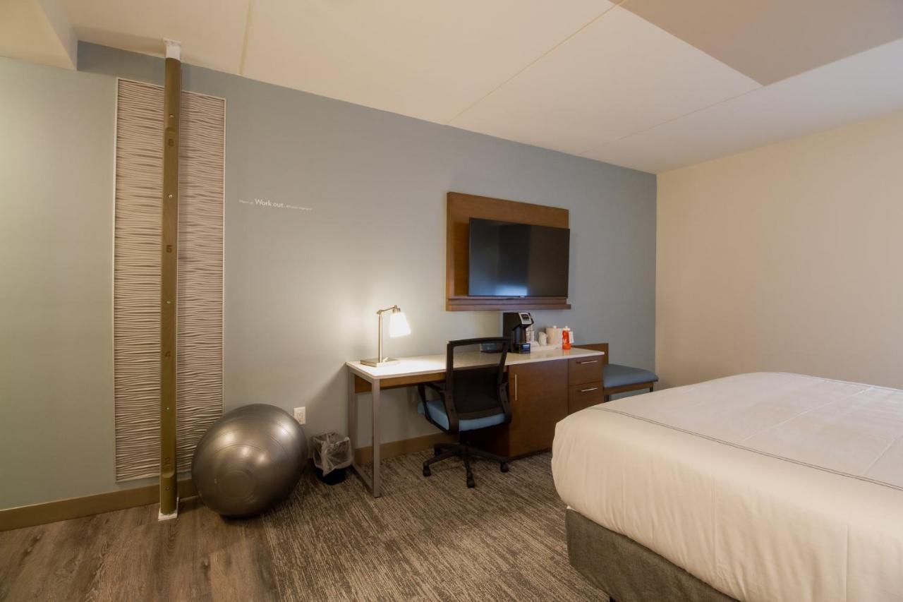 Even Hotel Manchester Airport By Ihg Exterior photo