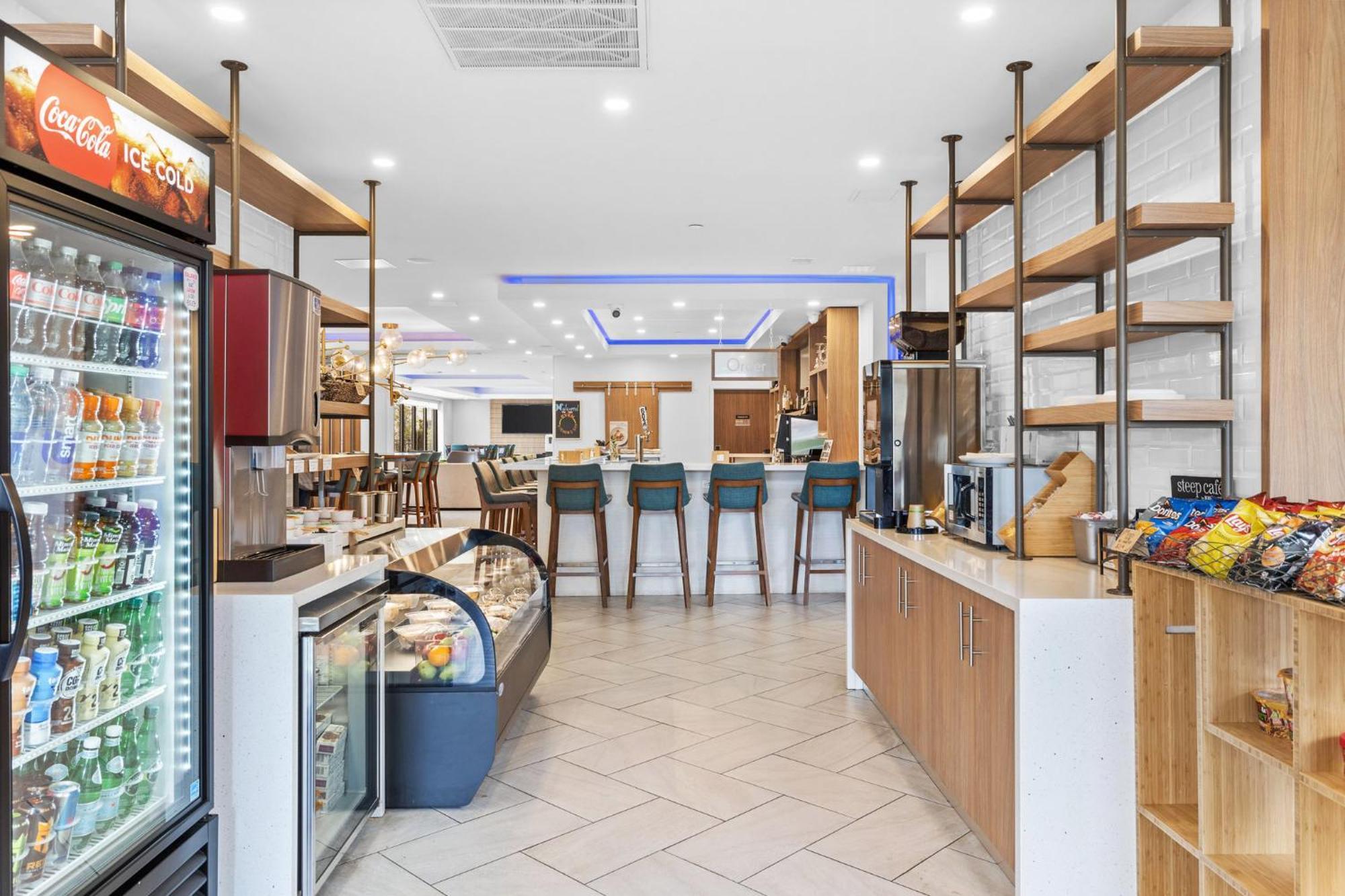 Even Hotel Manchester Airport By Ihg Exterior photo