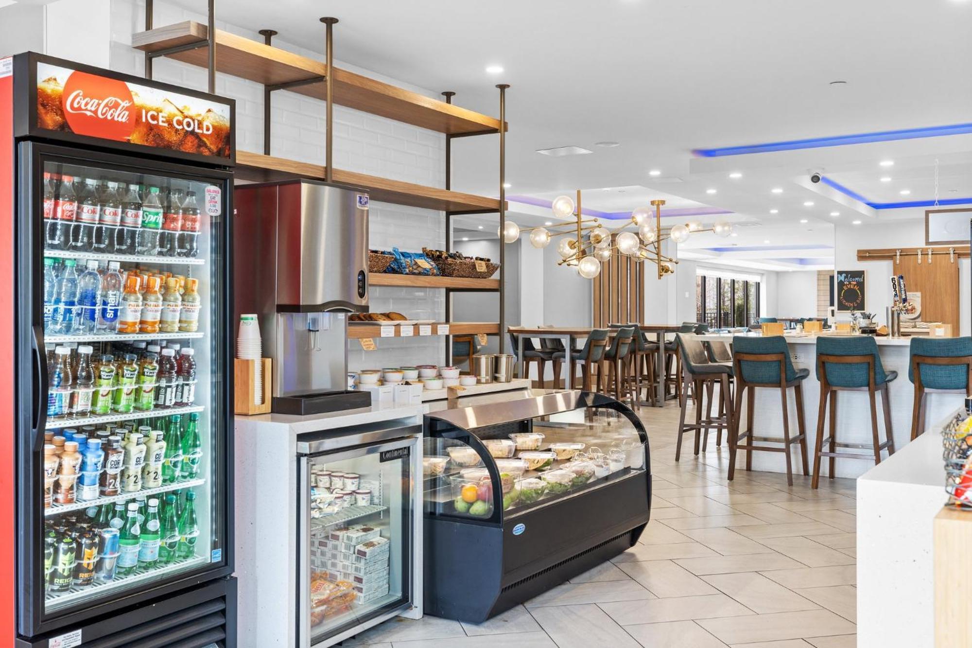 Even Hotel Manchester Airport By Ihg Exterior photo
